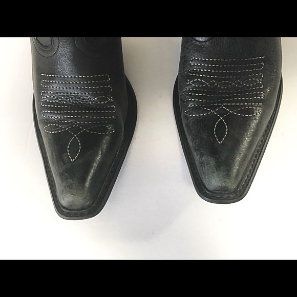 Black cowboy boots 🤠 - Picture 6 of 8